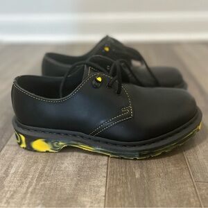 Dr. Martens Oxford shoes